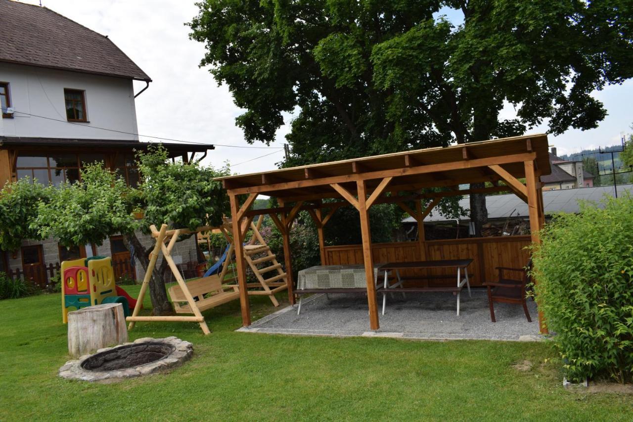 Penzion Sumava - Apartman Horní Planá Buitenkant foto