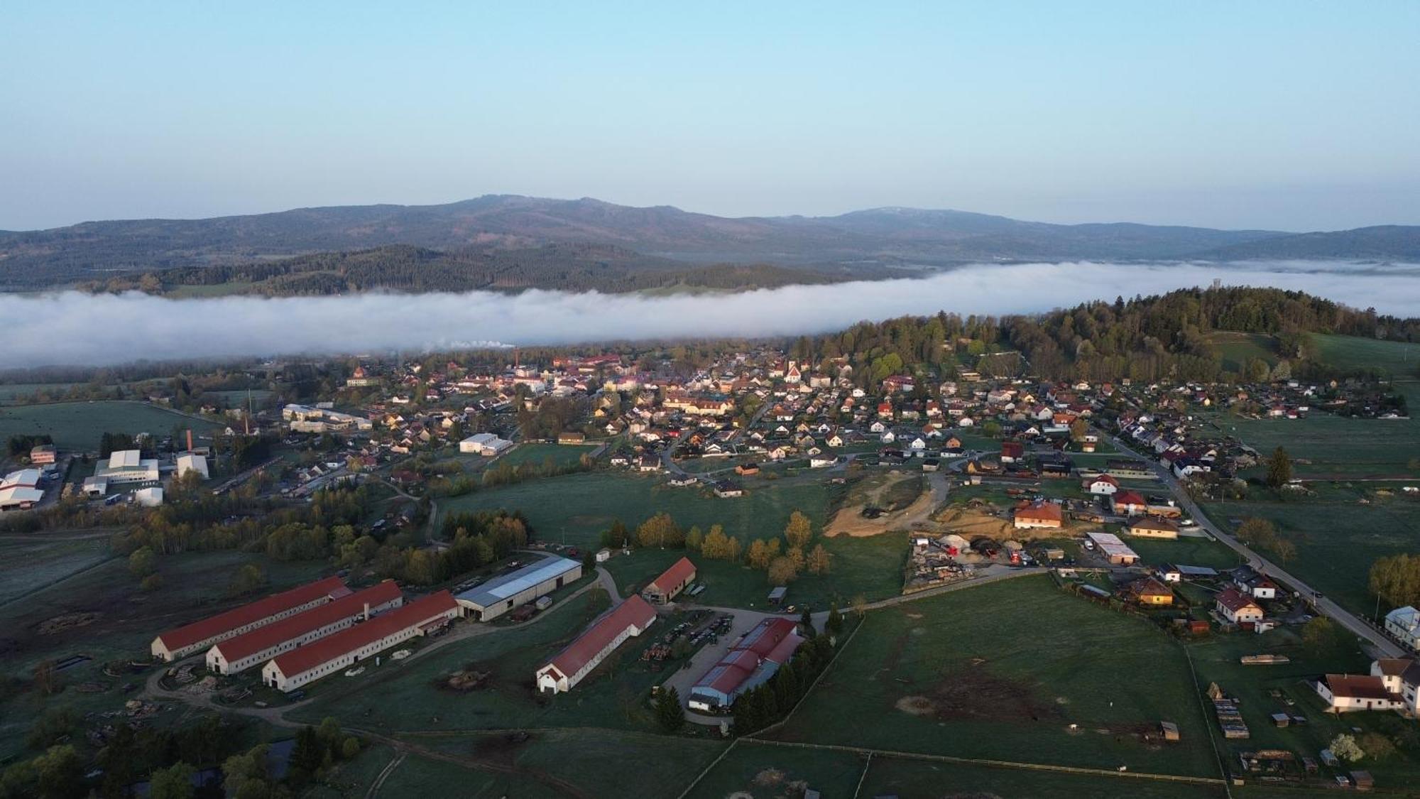 Penzion Sumava - Apartman Horní Planá Buitenkant foto